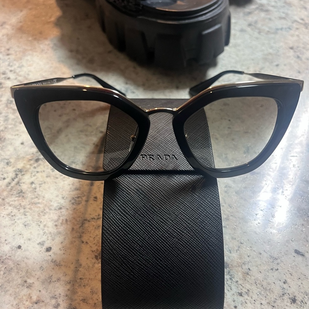 Prada Black Cat-Eye Eyewear